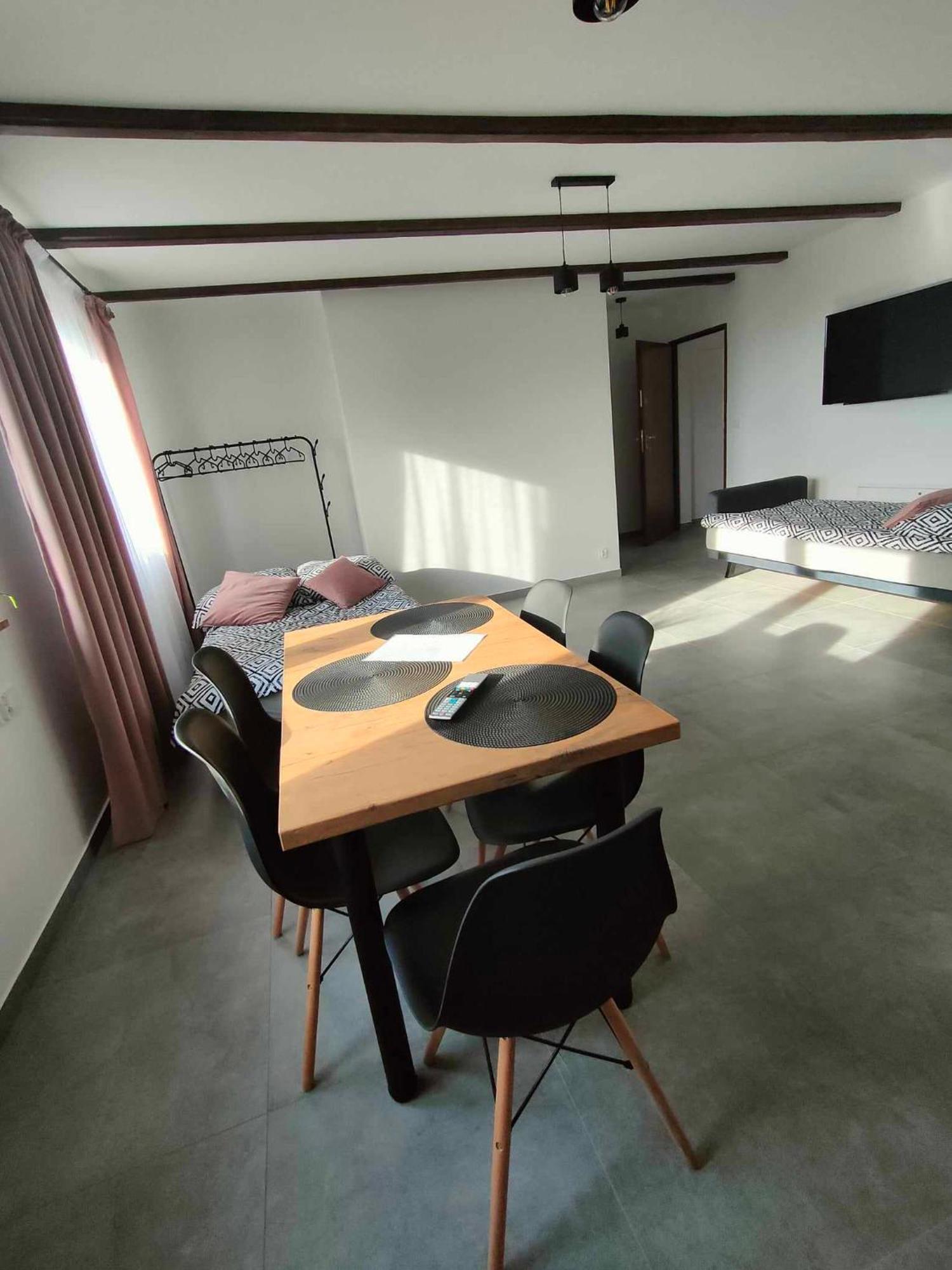 Apartamenty U Anety Wilkasy Exterior photo